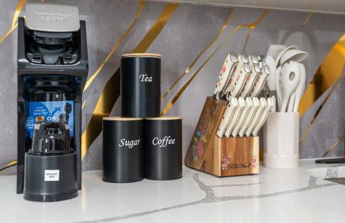 Modern-6 people to sleep-15 min from NYC-private Parking - Foto 6