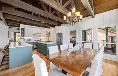 Lakefront LUXE | Pool, Spa, Jet Ski at Happy Place - Foto 28