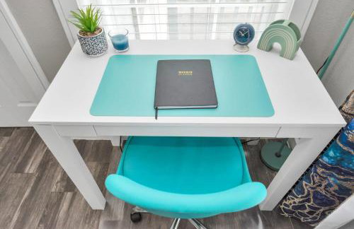 Prolific Blue Oasis near Med Ctr Dwntwn Galleria - Photo 14