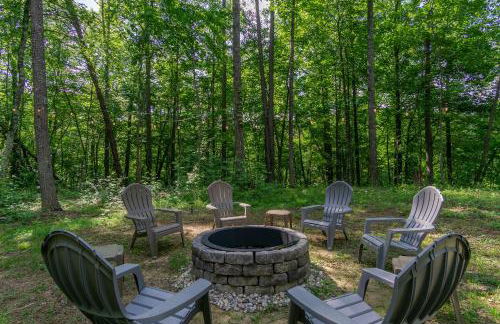 Nomad Retreat Pet-Friendly, Hot Tub & Mountain View - Foto 9