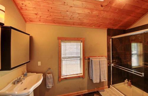 Lakefront property w/boat lift - Foto 11