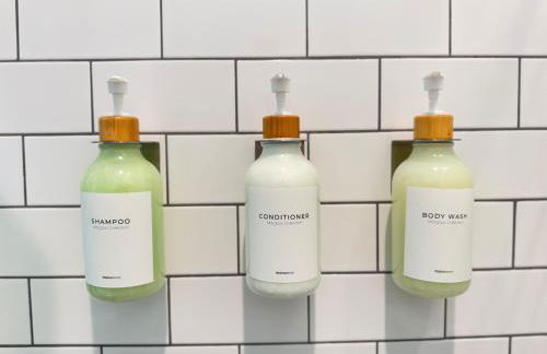 The Orange Blossom Suite Near UF Shands D-town - Photo 33