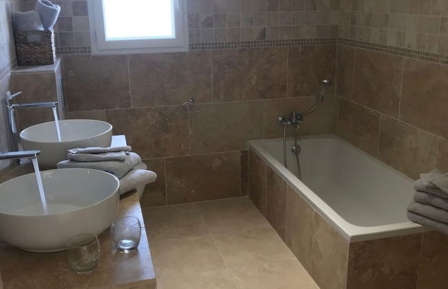 Villa in Le Plan-de-la-tour With Pool - Photo 22