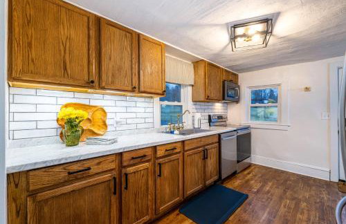 The Orchard, a family friendly home- hot tub, fire pit, yard games - Foto 15