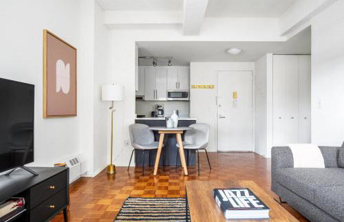 Chelsea 1BR w Gym nr Penn Station MSG NYC-527 - Foto 2