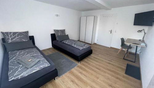 KG Exklusives Zimmer, WLAN, geteiltes Bad und Küche - Foto 2, wardrobe