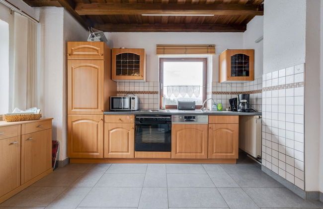 Beautiful Holiday Home in Viechtach With Views - Photo 30