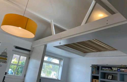 The Salty Bee - Photo 8