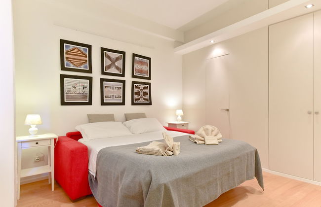 Via Veneto Design Studio - Photo 1