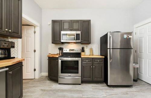 HostWise Stays - The Edmond - Bloomfield Apartment in a great location! - Foto 25