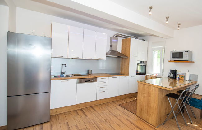 Stella Kastela - Foto 17