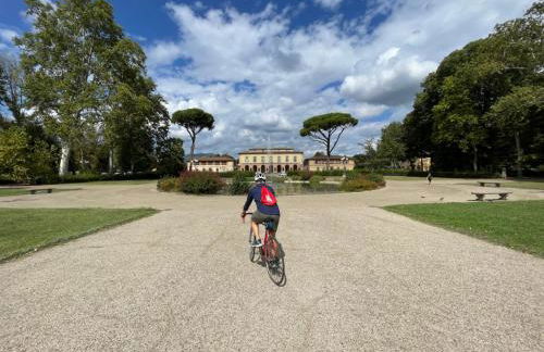 Spacious, with private Parking, 2 bedrooms 2 bathrooms - Comfortable and Bright Apartment in Florence with Private Parking Garage - Just Few Minutes walking From Historic Center - Foto 37