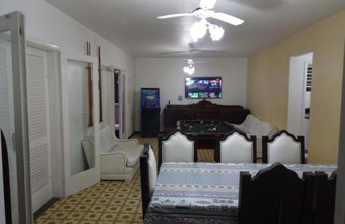 Beach House Heated pool Billiards Air conditioning - Photo 13