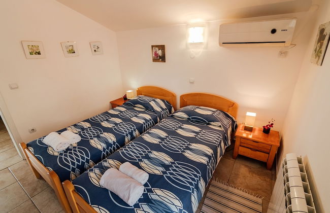 Spacious Family 4BR Seaside House, Fantastic Sea Views, 20 Meters to Beach - Foto 6