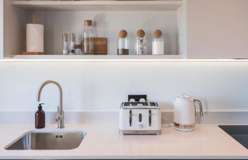 Gwel Y Mor Duo by Birch Stays New Home - Photo 59