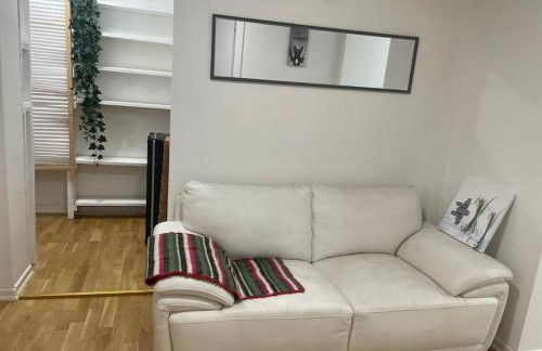 3-Zimmer-Wohnung mit Terrasse in zentraler Lage - Foto 2