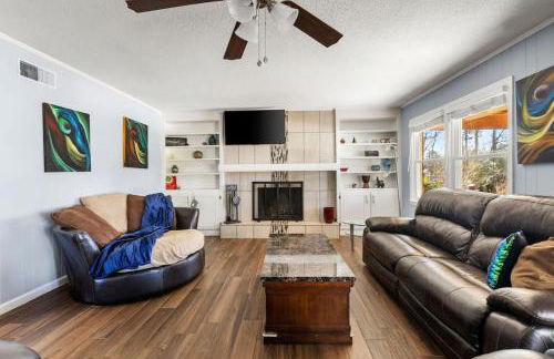 Spacious Oasis With Pool - 5BR - Foto 16