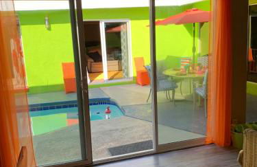 Alicia Alibi vintage Vegas pool house - Foto 42