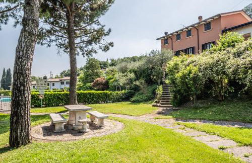 GARDA HOUSE- Pool-Terrace-Nature-Free Parking - Foto 25