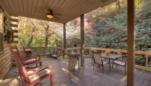 Happy Trout Hideaway - Creek Views Of Hot House Creek, Hot Tub, Outdoor Fire Pit, Cozy Atmosphere - Mineral Bluff, GA - Foto 5, Other