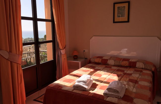 Apartamentos El Toro - Foto 3