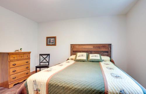 Wooded Hancock Home Near Ski and Snowmobile Trails! - Foto 18