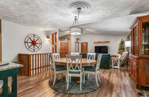 Lakeside Getaway includes Hot Tub pet friendly - Foto 62