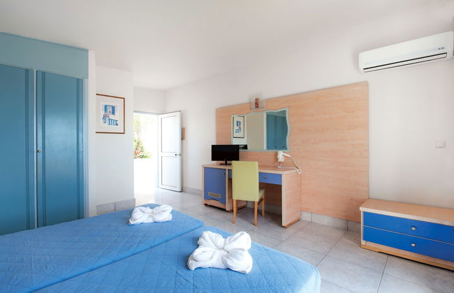 Eurovillage Achilleas Hotel - Photo 10