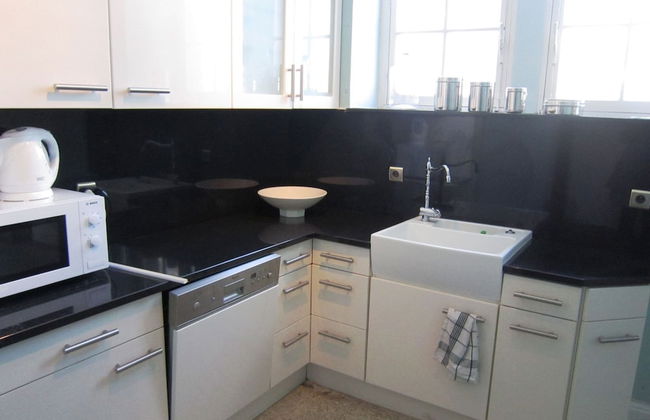 Spacious Spa Villa With Garden - Photo 11