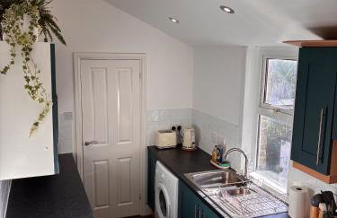 Harbourside 1 bed flat with sofa bed 30 secs from the sea - Foto 14