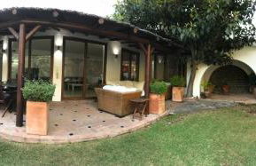 Villa with Heated Pool and Jacuzzi close to Puerto Banus and Beach - Photo 3