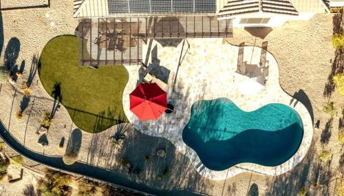 Phoenix Home with heated pool, desert views & hot tub - Foto 2