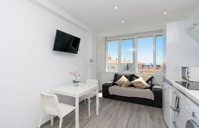 Cool and White Apartment Torrecilla Playa - Photo 6