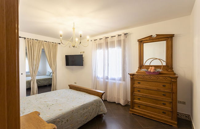 Casa Rural Abuelo Mauri 4 Estrellas - Foto 1