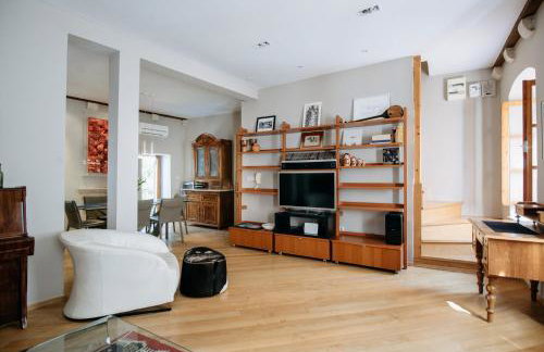 Secret Orange by DuHomes - Photo 60