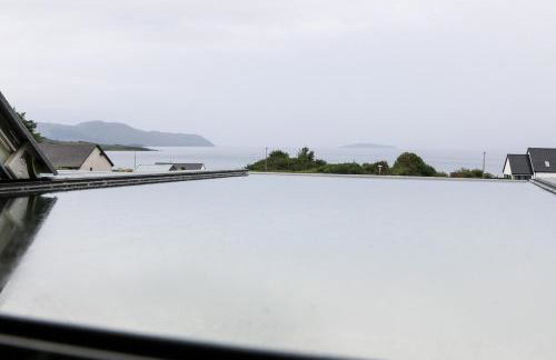 Black Barn Skye - Contemporary 3 bed / 4 bath home - Photo 31