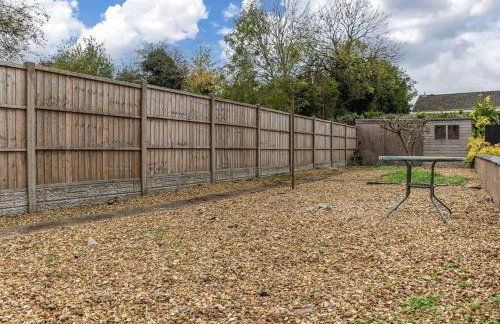 Sedgley-Wolverhampton-Contractors -4 beds-Parking - Foto 23