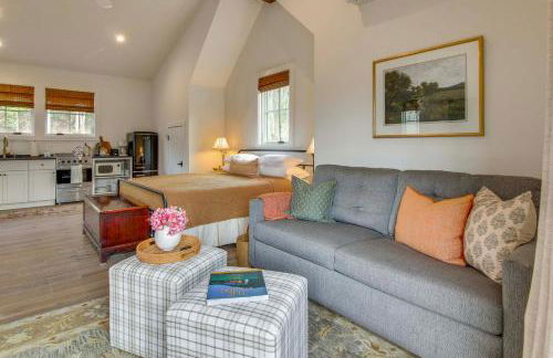 Modern Mountain-View Gem with Deck in Glenville - Foto 8