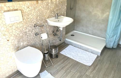 Fafa Home with Pool - Foto 21