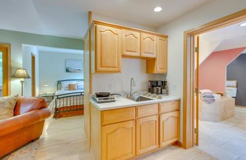 Charming Stockholm Abode in Walkable Location! - Foto 9