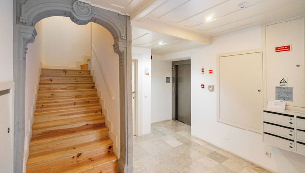 WHome Intendente Modern 1-Bed with Lift in Top Notch Location - Foto 4, Entrada interior