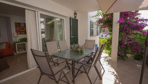 Villa 8, chalet pareado con jardín y piscina - Foto 4, Garden view