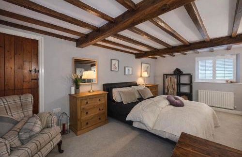 Rural cottage! Wood-fired hot tub Bliss awaits - Photo 31