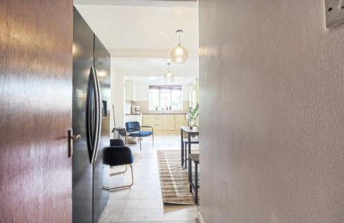 Stunning Riverside 1-bed Apartment in North London - Foto 35