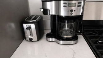 Brand new private Home with Yard free parking, near Ontario airport - Foto 4