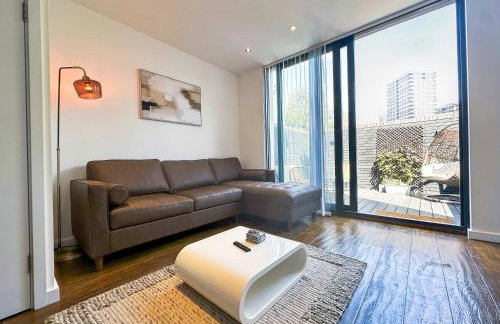 Beautiful London Townhouse - 5 mins from Queens Road Station - Foto 3