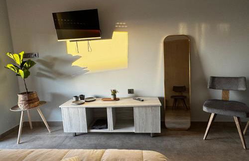 Viento Boutique - Photo 29