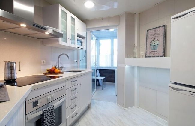 Amity Be my Guest Castelldefels - Photo 6