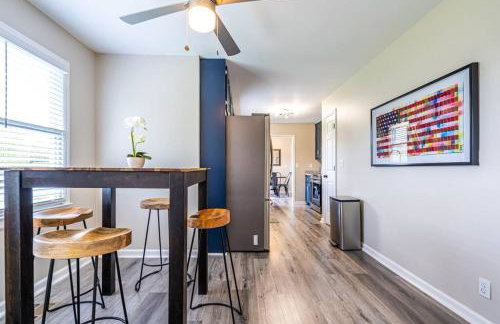 NEW Fully stocked luxury home close to I65 and I72 - Foto 59