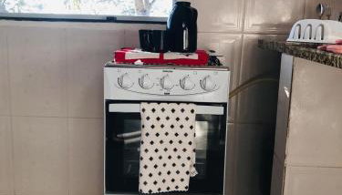 Casa Ampla com Piscina e Churrasqueira - Foto 4